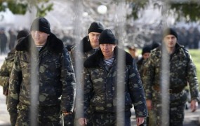 Rusija: 8000 ukrajinskih vojakov prestopilo na rusko stran