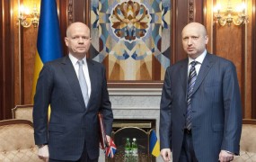 Britanski zunanji minister Hague: Ukrajina največja evropska kriza 21. stoletja