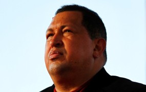 Venezuelski državni vrh se zbira ob postelji Huga Chaveza