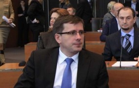 Möderndorfer: Vlada se mora odločiti, ali se je sploh pripravljena pogajati 