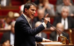 Zategnimo pas: Novi francoski premier Manuel Valls bo varčeval