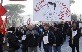 Splošna stavka proti reformam v Italiji ohromila promet, na protestih izgredi