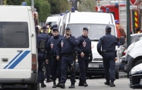 Francoska policija razbila mrežo za novačenje džihadistov za Sirijo