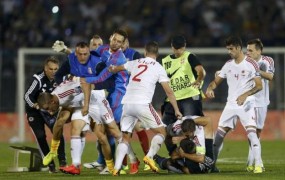 Srbija in Albanija pri Mednarodnem športnem razsodišču zahtevata razveljavitev Uefine kazni