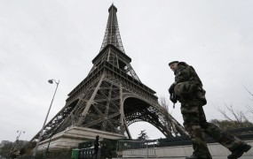 Nove grožnje Al Kaide z napadi v Franciji