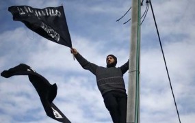 Francija s kampanjo na internetu proti novačenju džihadstov