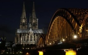 Kölnska nadškofija ima za 3,35 milijarde evrov premoženja