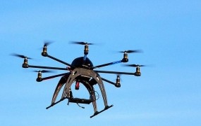 Srbi zrušili dron, ki je letel nad srbskim ozemljem