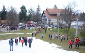 Po Jurčičevi poti kar 7000 pohodnikov iz vse Slovenije