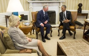 Obama princu Charlesu zatrdil, da je Američanom všeč kraljeva družina