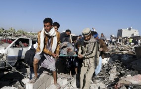 Savdska Arabija začela z napadi na upornike v Jemnu