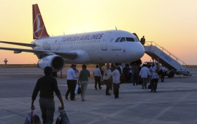 Slovenska invazija na Istanbul: z 11 letali, avtobusi, avtomobili na košarkarski finale