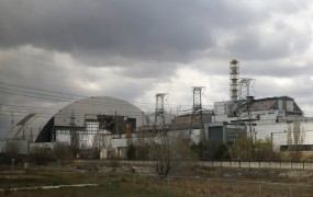 Za dokončanje zaščite za reaktor v Černobilu potrebnih še 615 milijonov evrov