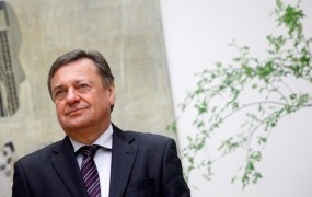 Ovadba za Jankovića: Grepu naj bi dela preplačal za skoraj 1,5 milijona evrov