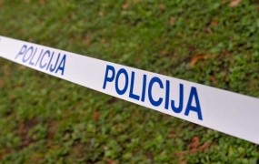 V Kamniku moški ubil žensko in nato storil samomor
