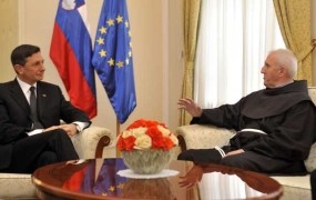 Predsednik Pahor in nadškof Zore na skupni žalni slovesnosti ob Lipi sprave