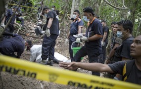 Malezija preiskuje vpletenost policije v grobišča migrantov
