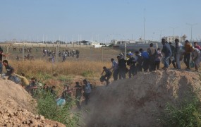 Sirski Kurdi napredujejo ob meji s Turčijo; civilisti bežijo 
