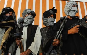 Talibani svarijo IS, naj ne vodi vzporedne vojne v Afganistanu