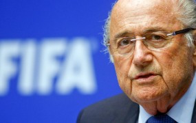 Blatter še noče oditi: Nisem odstopil