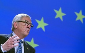 Čakajoč grški referendum, Junckerjeva komisija na obisku v Luksemburgu