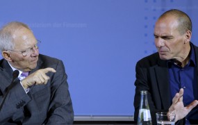 Varufakis: Nemčija in Schäuble popolnoma obvladujeta evroskupino