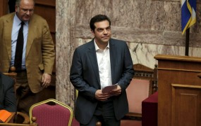 Cipras je po uporu v parlamentu preoblikoval vlado