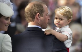 Princ George praznuje drugi rojstni dan