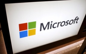 Država bo v dveh letih plačala do 20 milijonov evrov za Microsoftovo programsko opremo