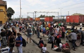Srbija pod vse močnejšim pritiskom migrantov