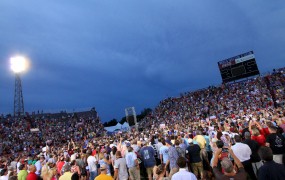 "Trumpmanija": 20.000 ljudi na shodu v Alabami
