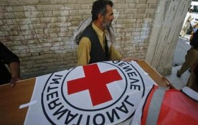 V napadu v Jemnu ubita dva sodelavca Rdečega križa