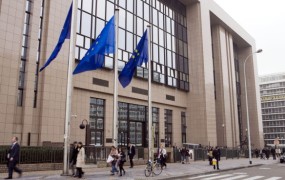 Zunanji ministri EU nadaljujejo neformalno srečanje, osredotočeno na begunsko krizo