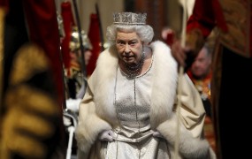 Kraljica Elizabeta II. bo podrla rekord praprababice Viktorije