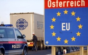 Avstrija s poostrenim nadzorom tudi na meji s Slovenijo
