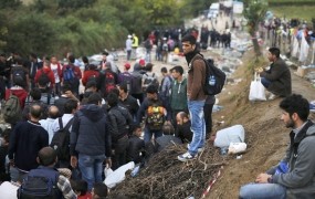 Na Hrvaško v petek vstopilo skoraj 10.000 beguncev