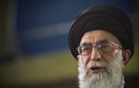 Iranski ajatola Hamenej zahteva savdsko opravičilo za smrti med hadžom