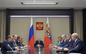 Ruski parlament odobril Putinu uporabo vojske v Siriji