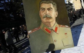 Proruski separatisti v Ukrajini častijo Stalina