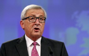 Juncker: Neverjetno je, da moramo države prepričevati, naj se obveščajo o beguncih