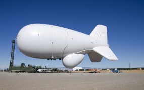 Balon za protiraketno obrambo povzročil preplah v ZDA