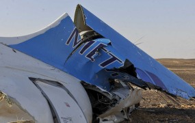 Islamska država se hvali s sestrelitvijo ruskega letala; Moskva to možnost zavrača