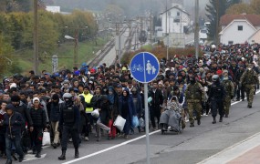 Včeraj v Slovenijo vstopilo najmanj migrantov v drugem valu