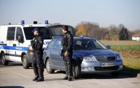 Koprivnikar: Zahteve policistov težke okoli 90 milijonov evrov