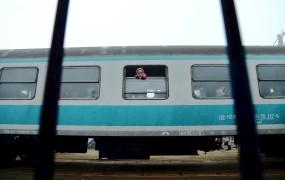 Naslednji vlak z migranti pričakujejo v Dobovi ob 13. uri