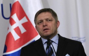 Slovaški premier Fico: Varnost je pomembnejša od pravic migrantov