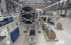 V Franciji zaradi sumljivega predmeta evakuirali Airbusovo tovarno