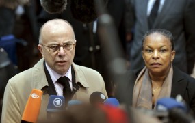 Francoski notranji minister: Evropa izgubila že preveč časa, odločitve danes nujne