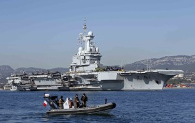 Manjše zlo: Francija je v boju proti IS pripravljena sodelovati tudi z Asadom