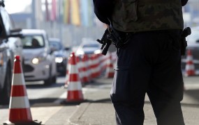 Džihadistična grožnja v Ženevi: prijeli dva Sirca z avtomobilom s sledmi eksploziva